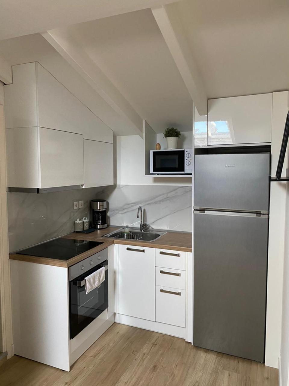 נאפפליו Vida Residential Apartments מראה חיצוני תמונה